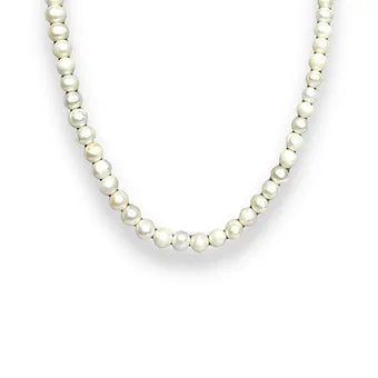 Classic Pearl Necklace