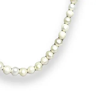 Classic Pearl Necklace